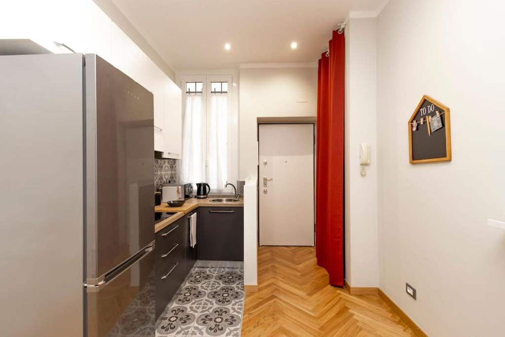 The Italian Design - 10 Minutes To Duomo Appartement Milaan Buitenkant foto